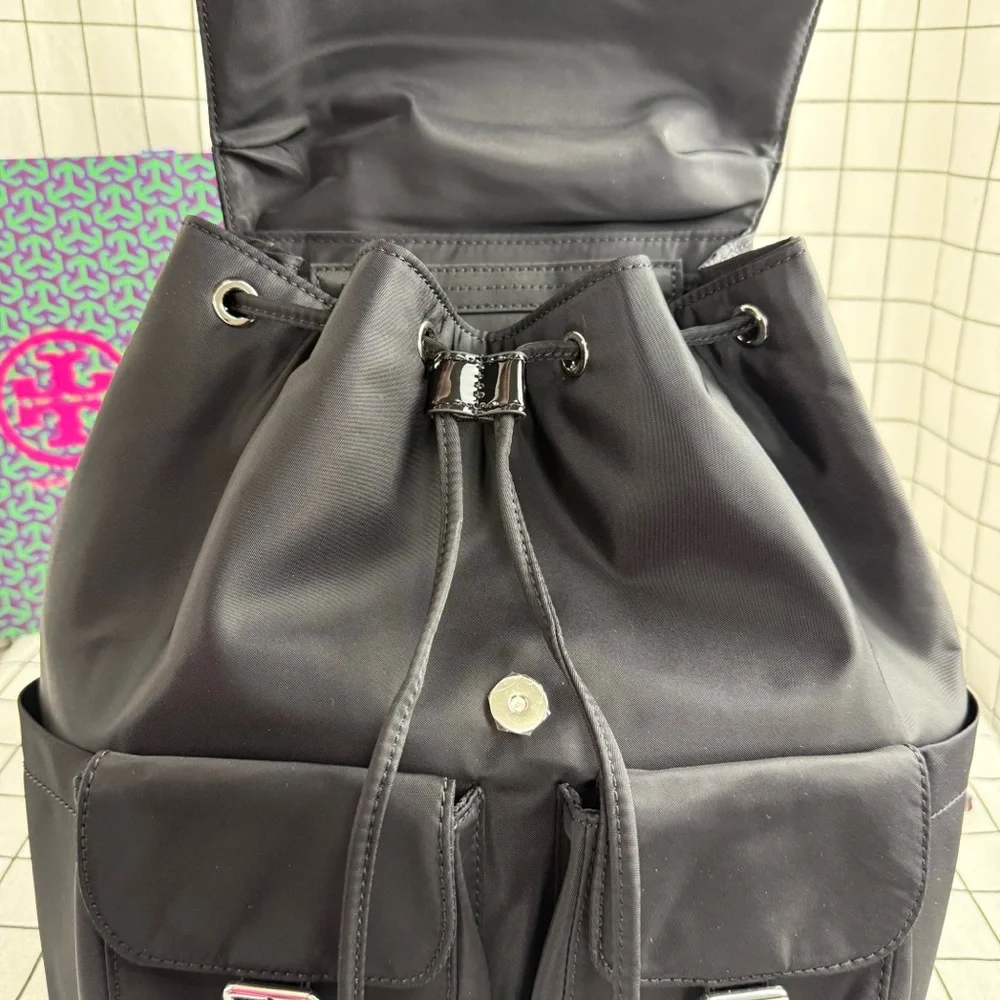 NEW Tory Burch NYLON FLAP BACKPACK in black-Authentic